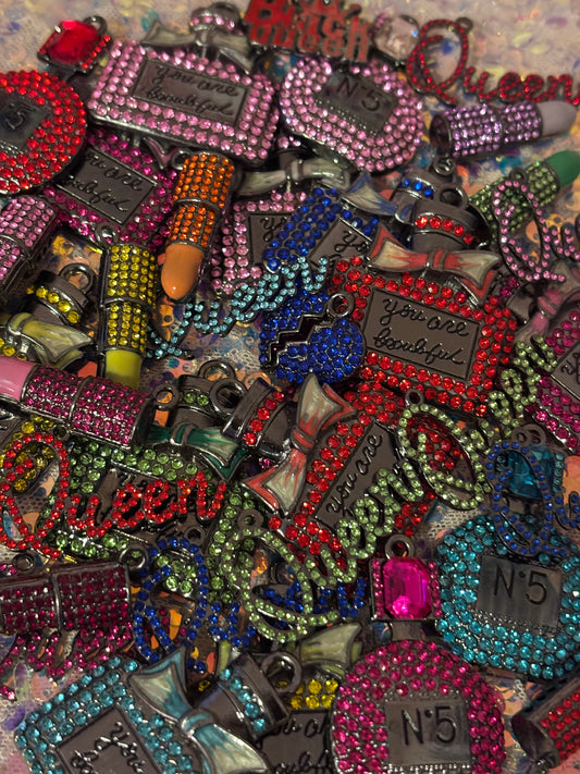 “Gunmetal” Color Charm Mix(set of 10)