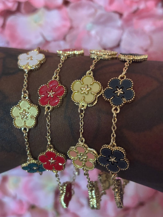 “Luxury” Flower Bracelet(1pc.)