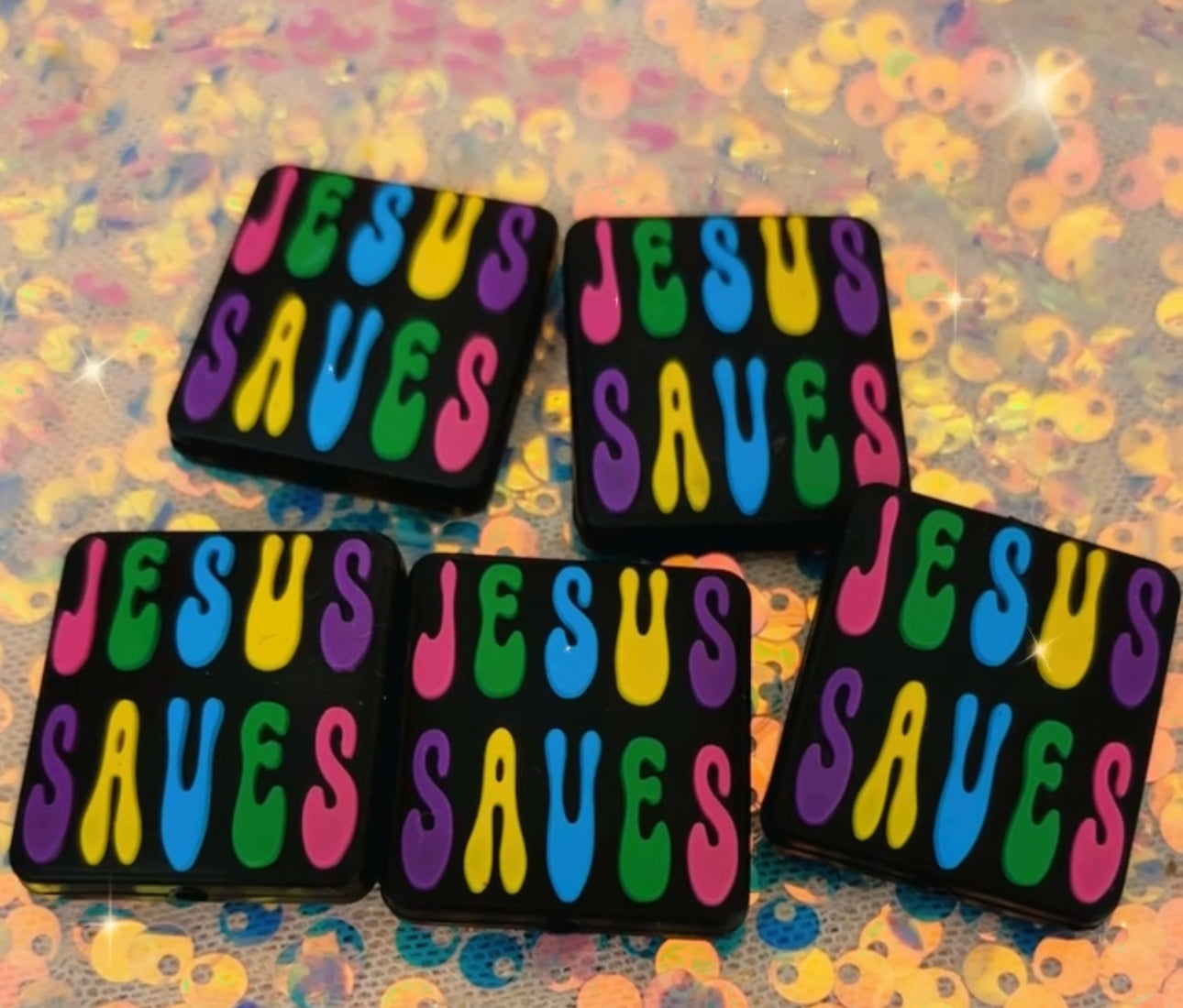 “Jesus Saves” Focal