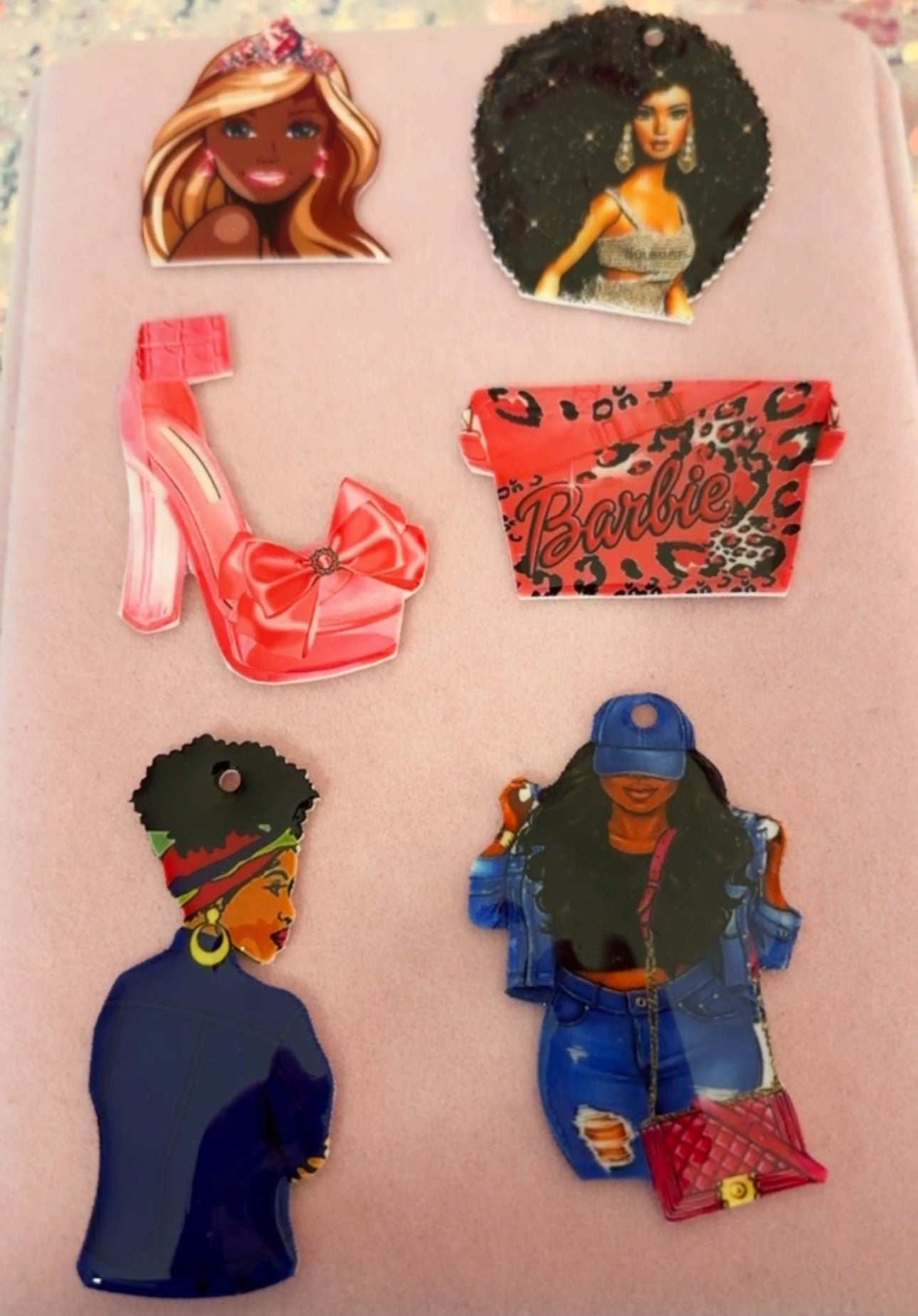 “Fashion” 2 Resin Charms(1pc.)