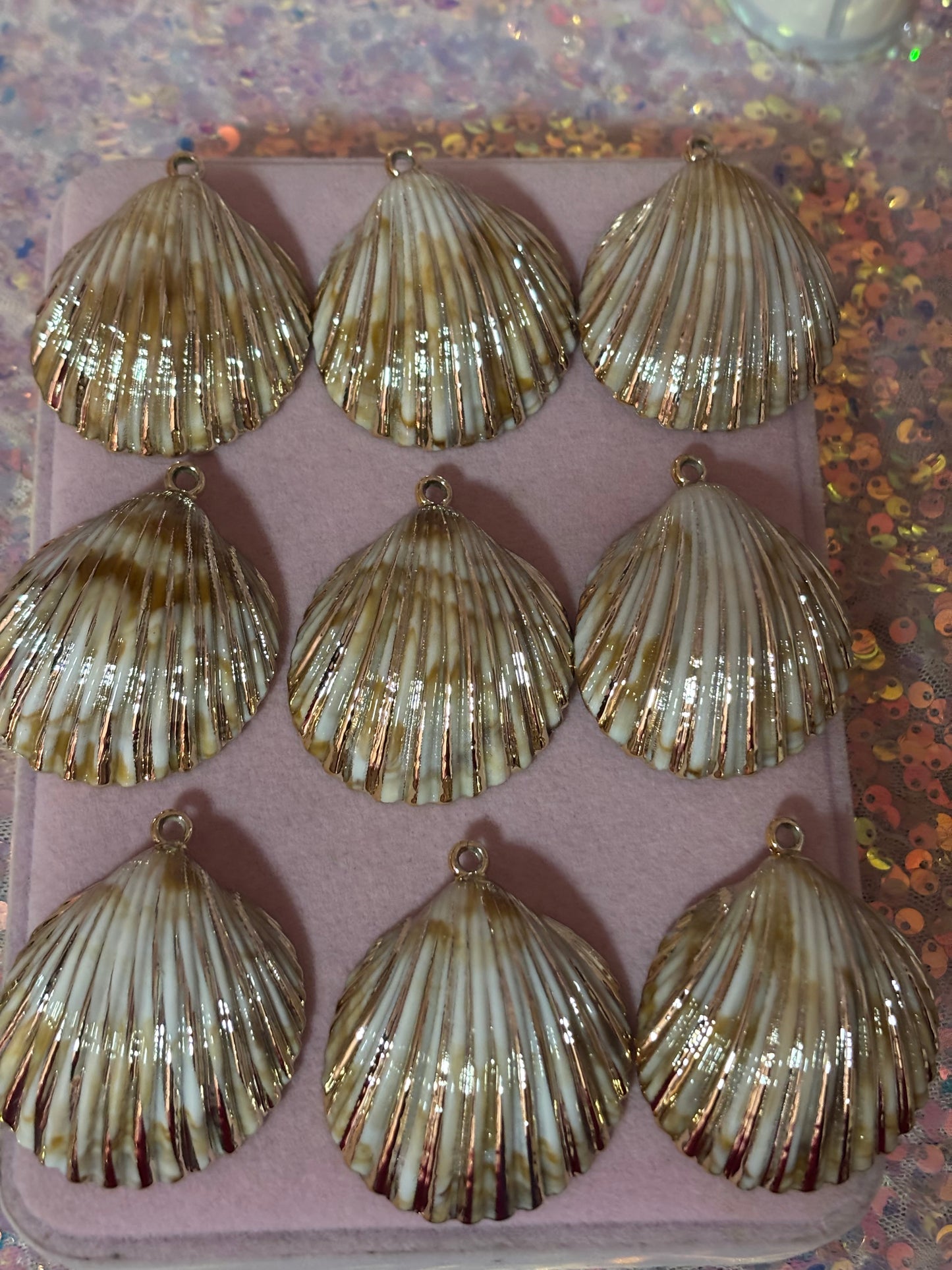 Large Seashell Charms(1pc.)