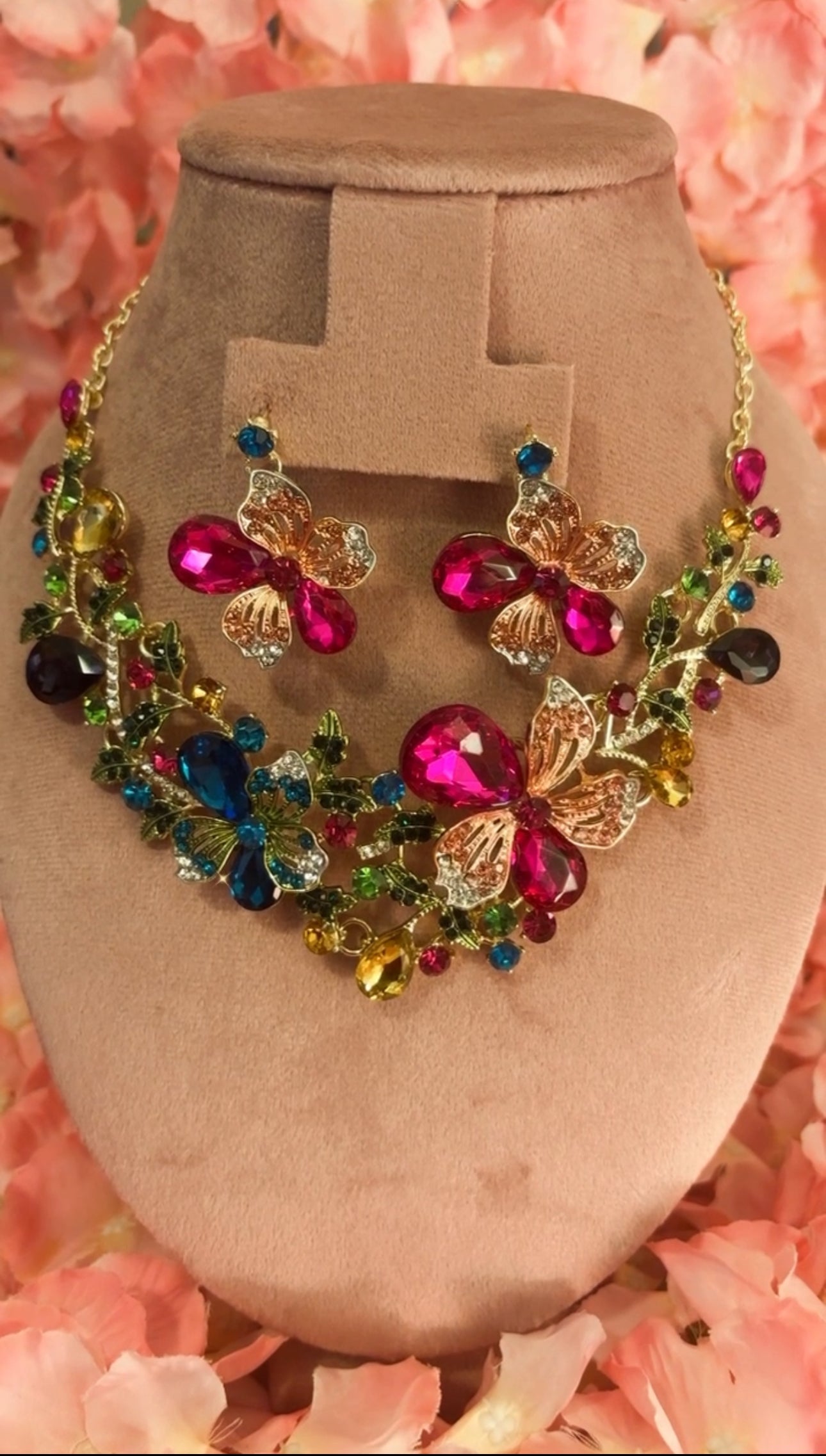 Colorful Statement Necklace Set