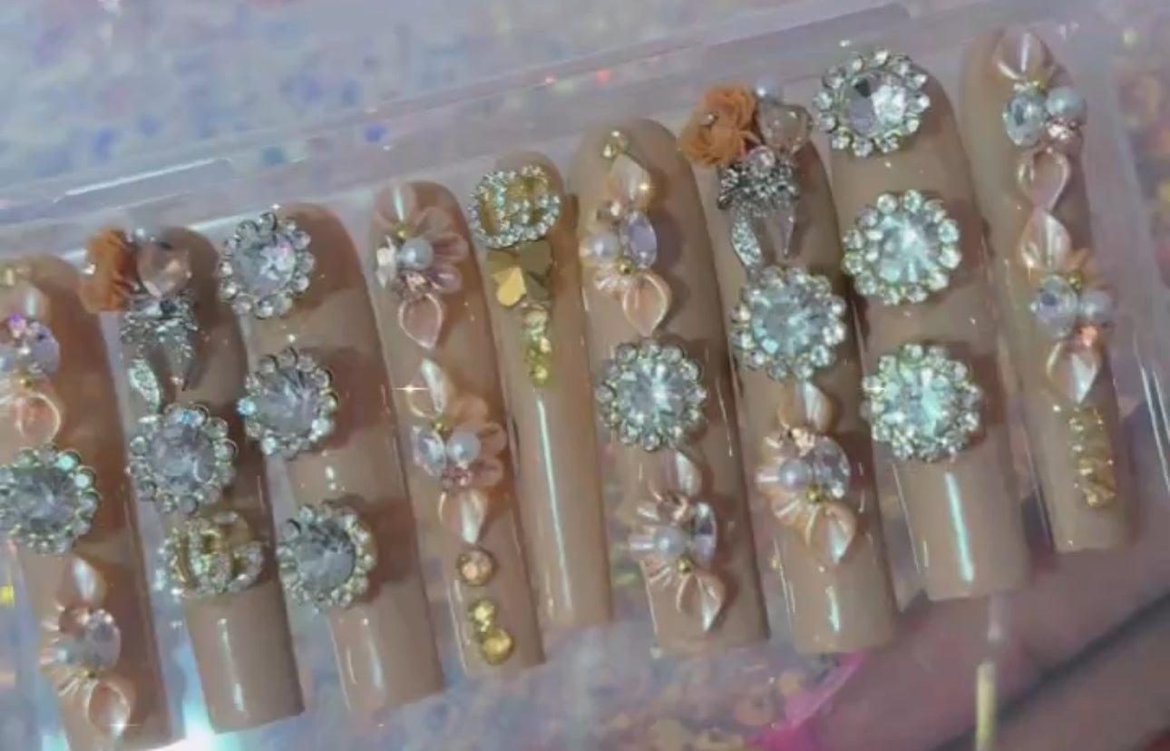 “Luxurious” Nude Press-On Nails(Ready To Ship)