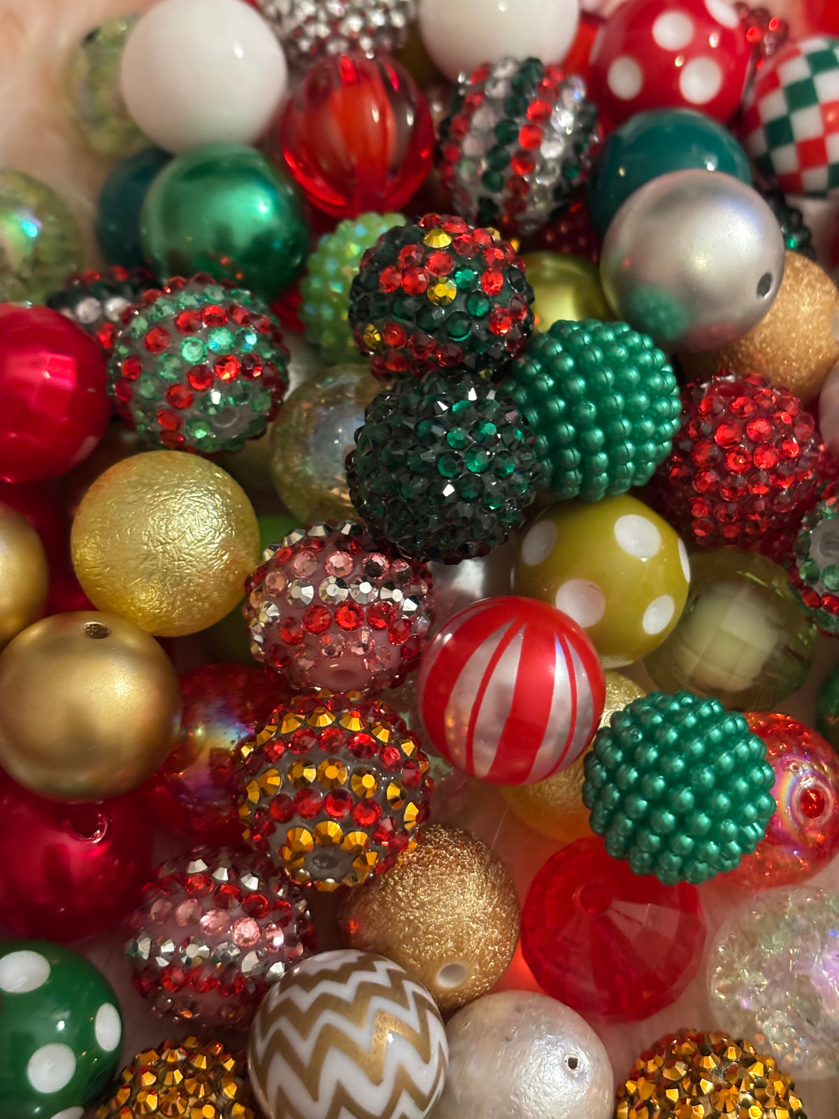 20MM "Christmas" Bead Mix(set of 10)