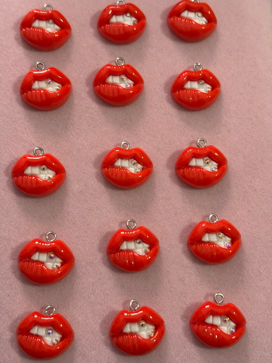 Red “LUX” Lip Charms(1pc.)