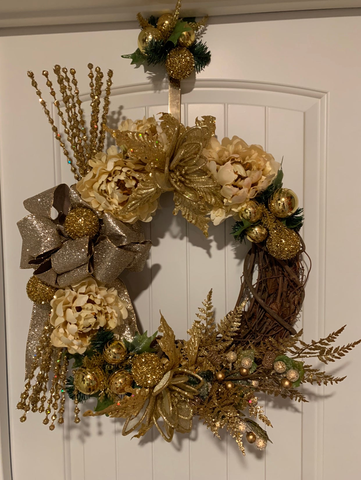 Custom “Luxury” Wreath Hanger